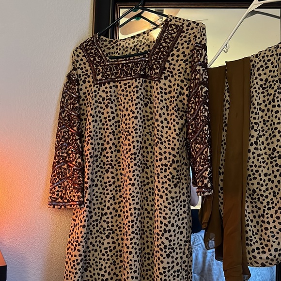 Pakistani outfit, size Medium - Picture 3 of 3